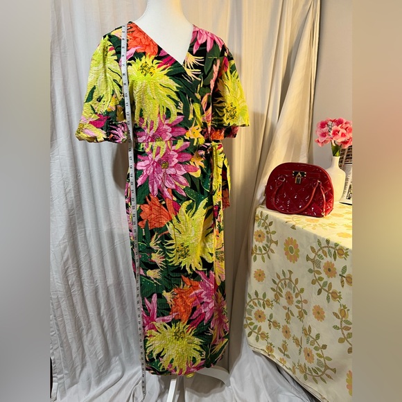 H&M Classy Spring Summer Floral Colorful Wrap Dress - Picture 9 of 10